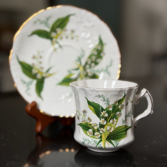 Hammersley Bone China Teacup & Saucer Lily of the Valley - Picture 5 of 5